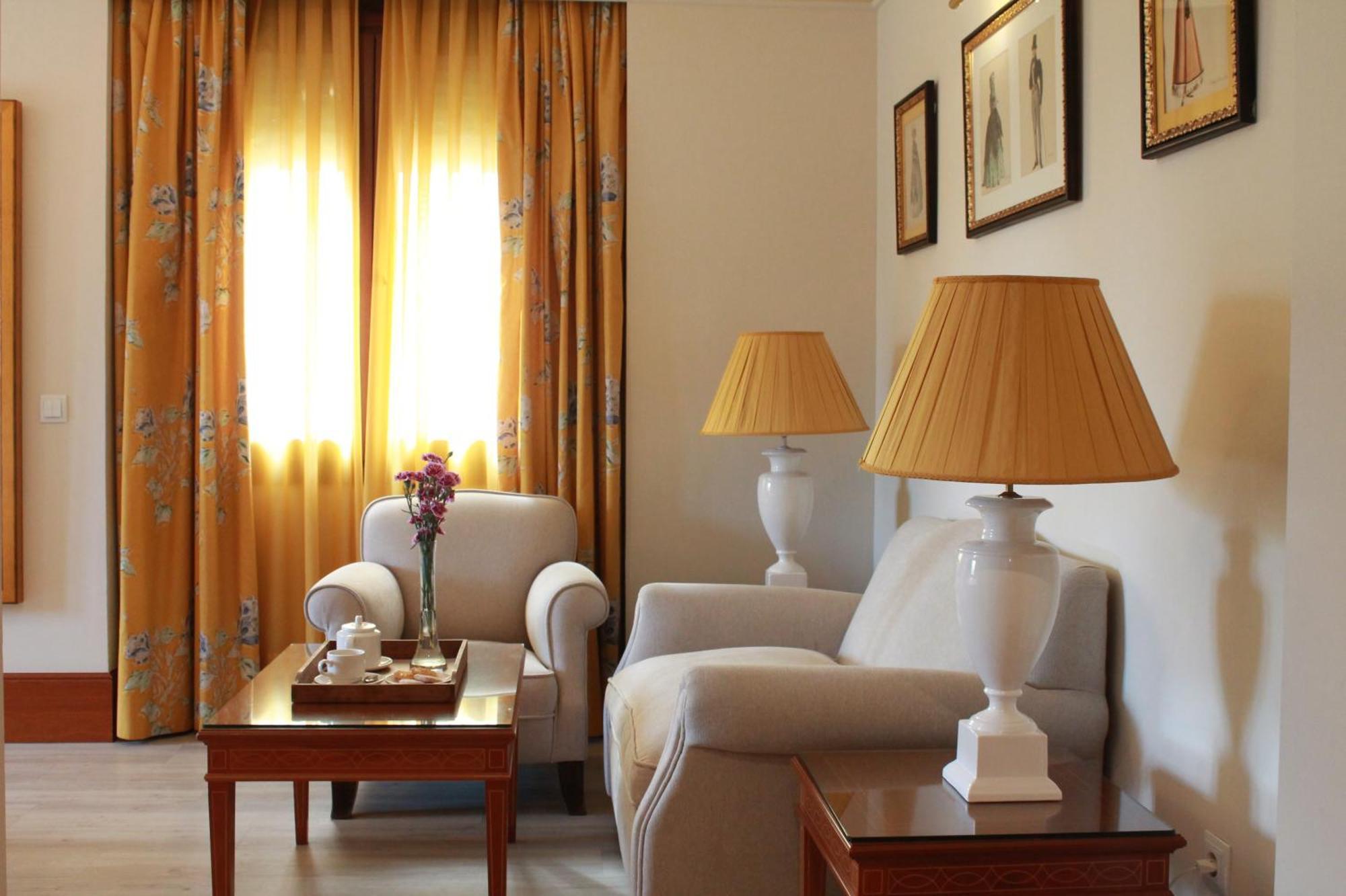 Hotel Inglaterra Seville Exterior photo